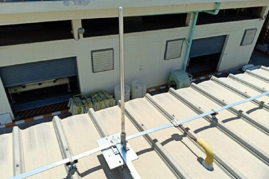 อุปกรณ์ติดตั้งระบบป้องกันฟ้าผ่า สายล่อฟ้า